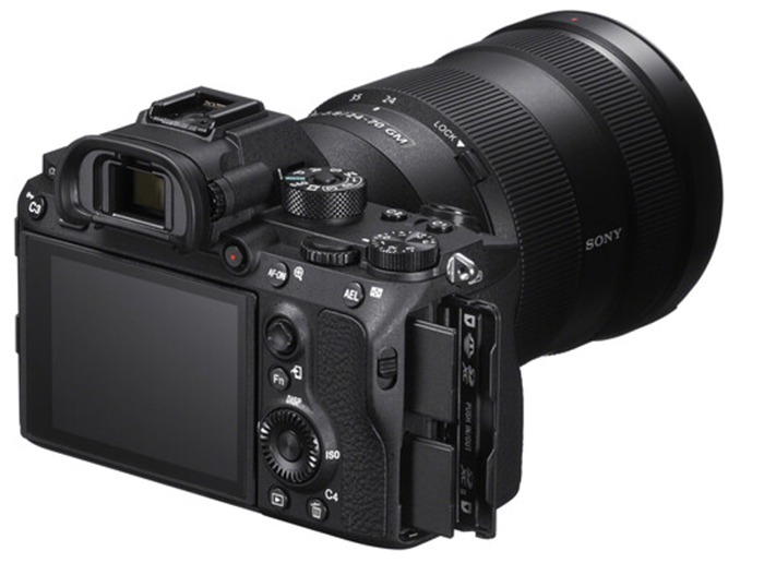 Sony a7RIII body showing dual card slots